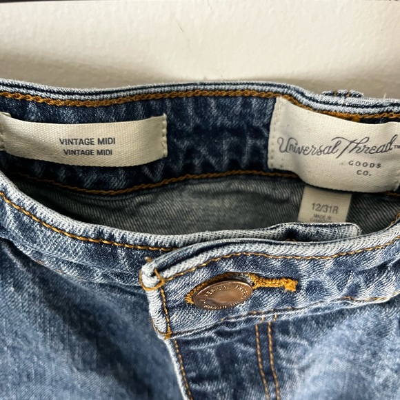 Comfy Jean Shorts | Size 12 - Picture 2 of 2